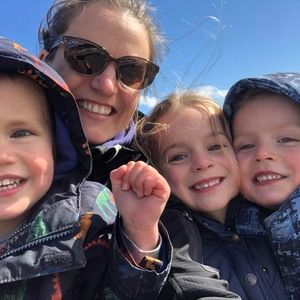 Meet your Posher, Danielle